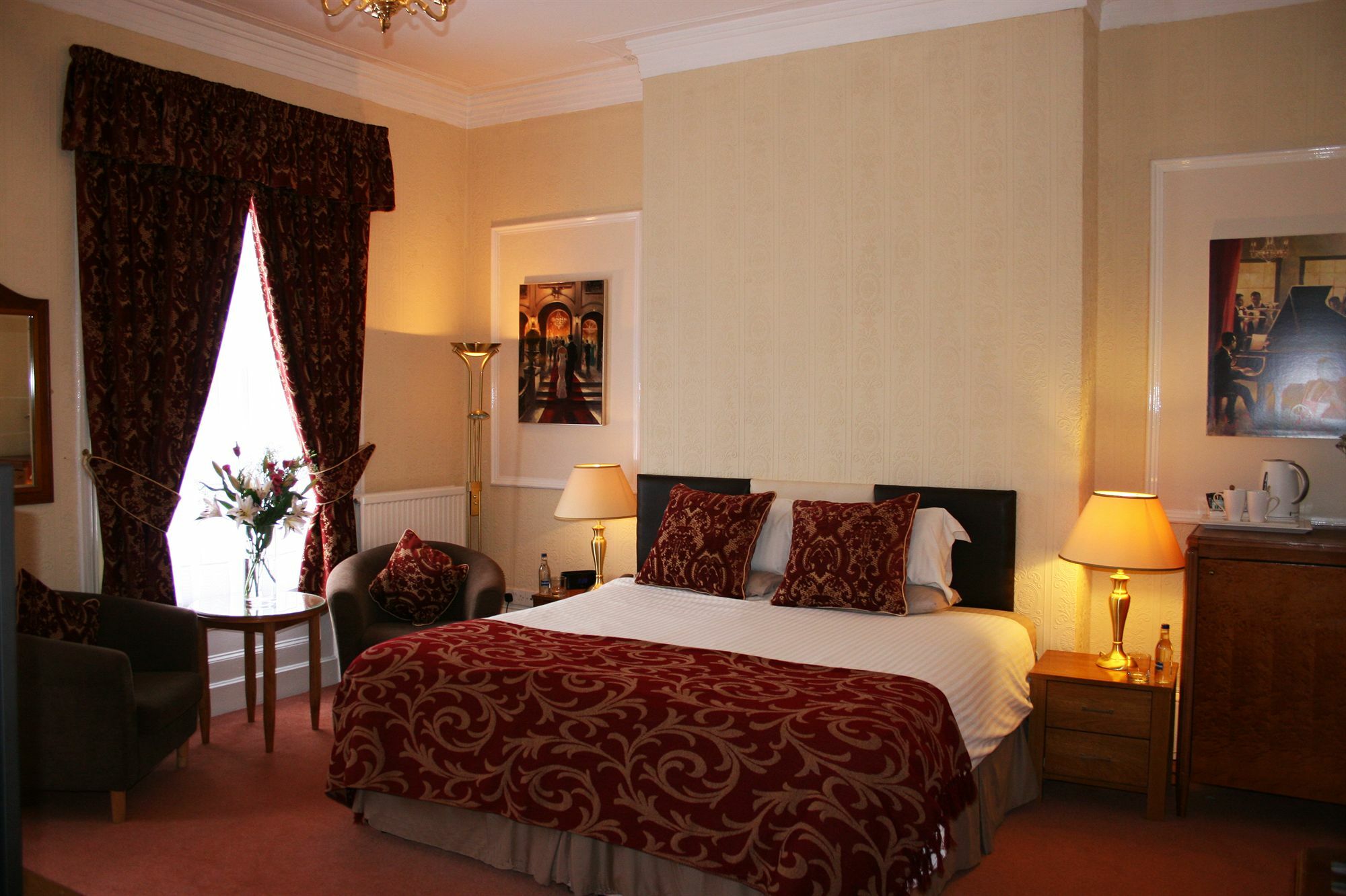 โรงแรมคิงสตั้นเธียเตอร์ Kingston upon Hull ภายนอก รูปภาพ
